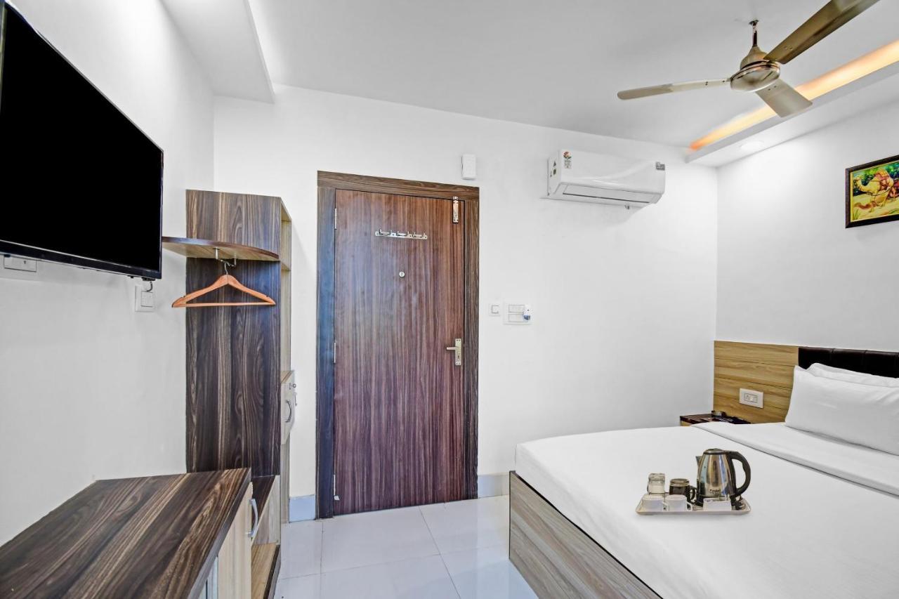 Oyo Townhouse 779 Gods County Hotel Tarapith Kültér fotó