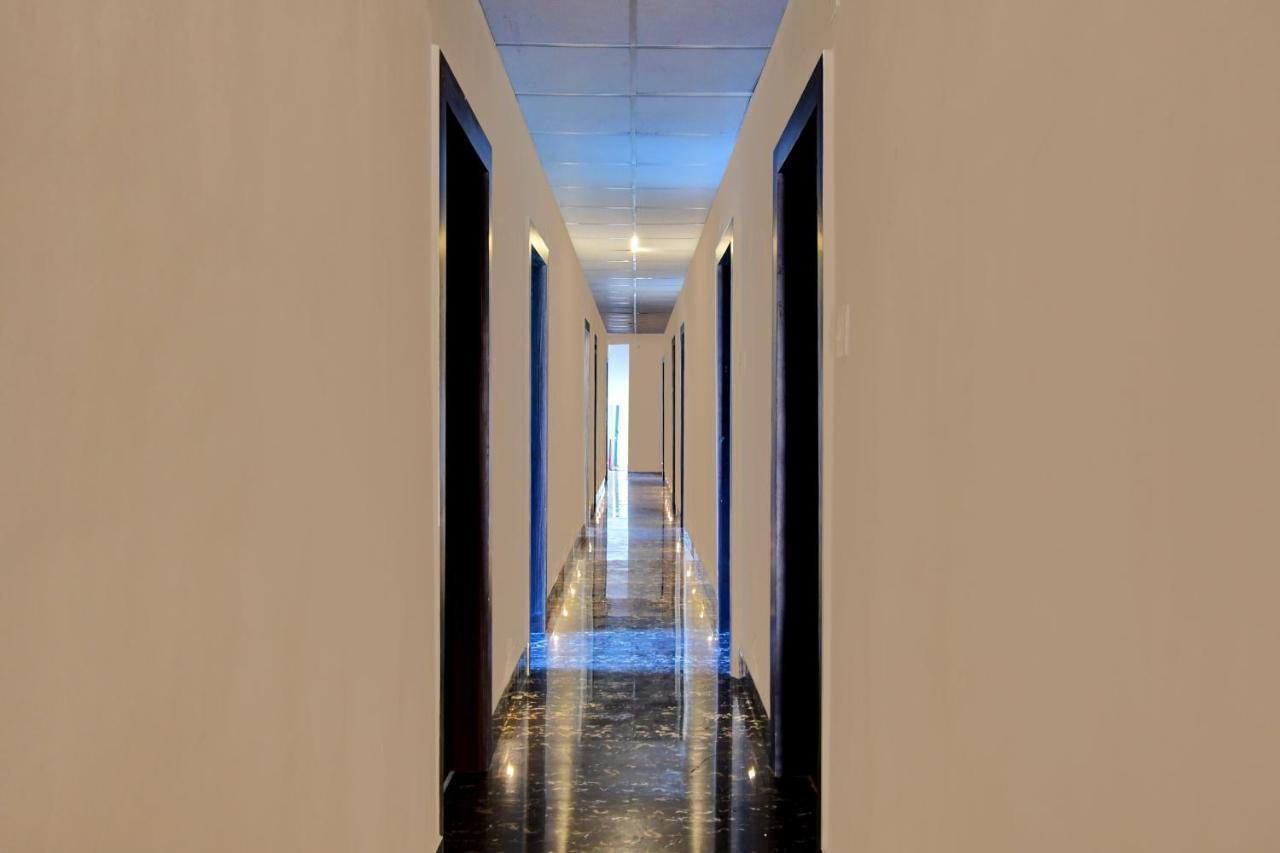 Oyo Townhouse 779 Gods County Hotel Tarapith Kültér fotó