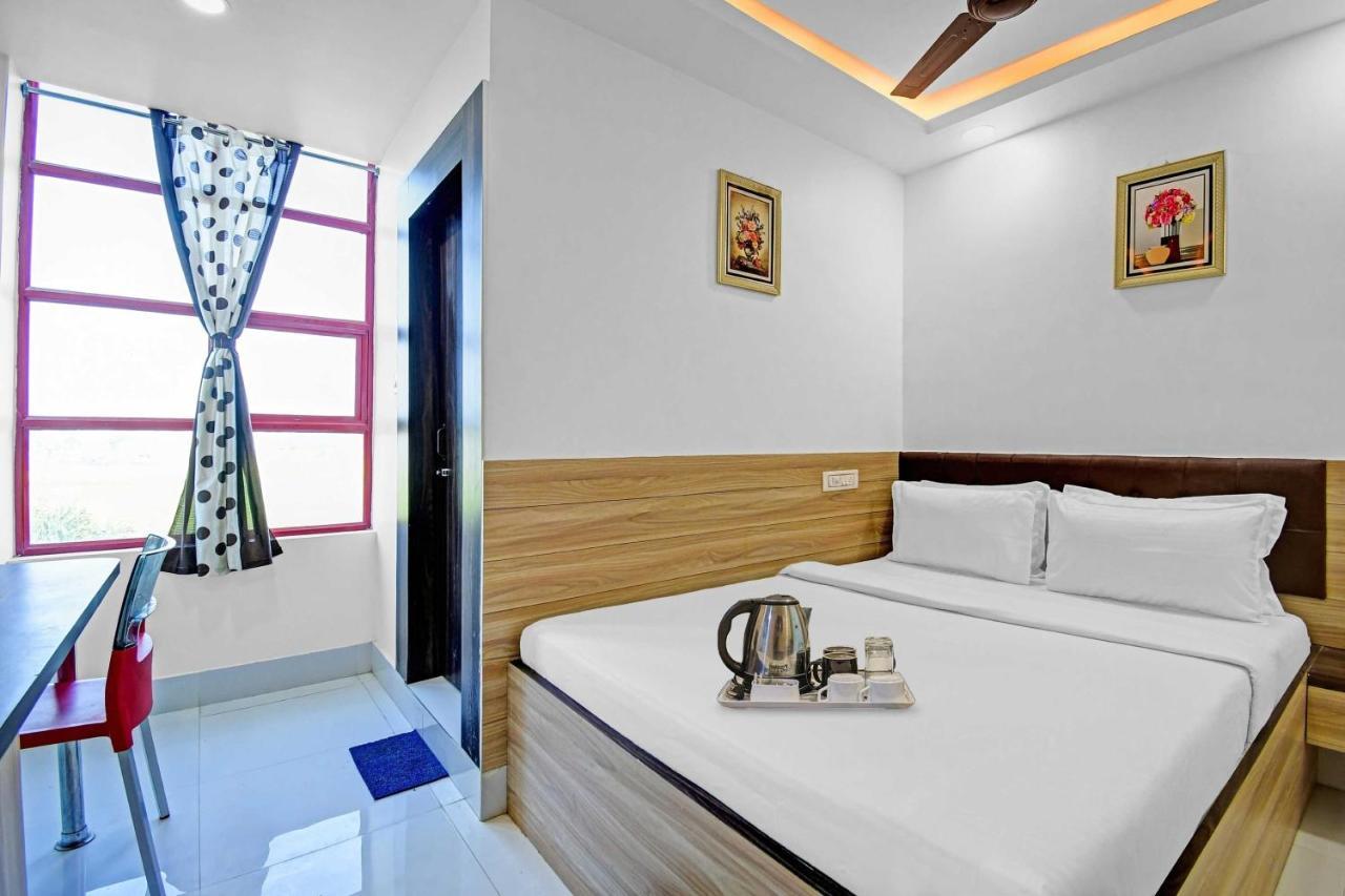 Oyo Townhouse 779 Gods County Hotel Tarapith Kültér fotó